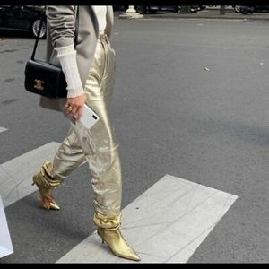 Meet your Posher, Peggy ♡︎